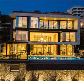 Luxury 7 Bedroom Dubrovnik Beachfront Villa with Infinity Pool, Sleeps 14